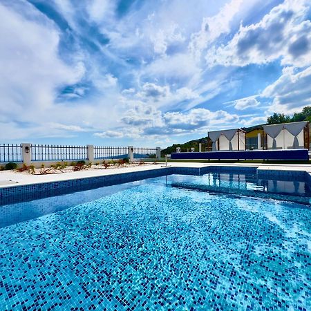 The White Pearl Boutique Villa 巴尔奇克 外观 照片