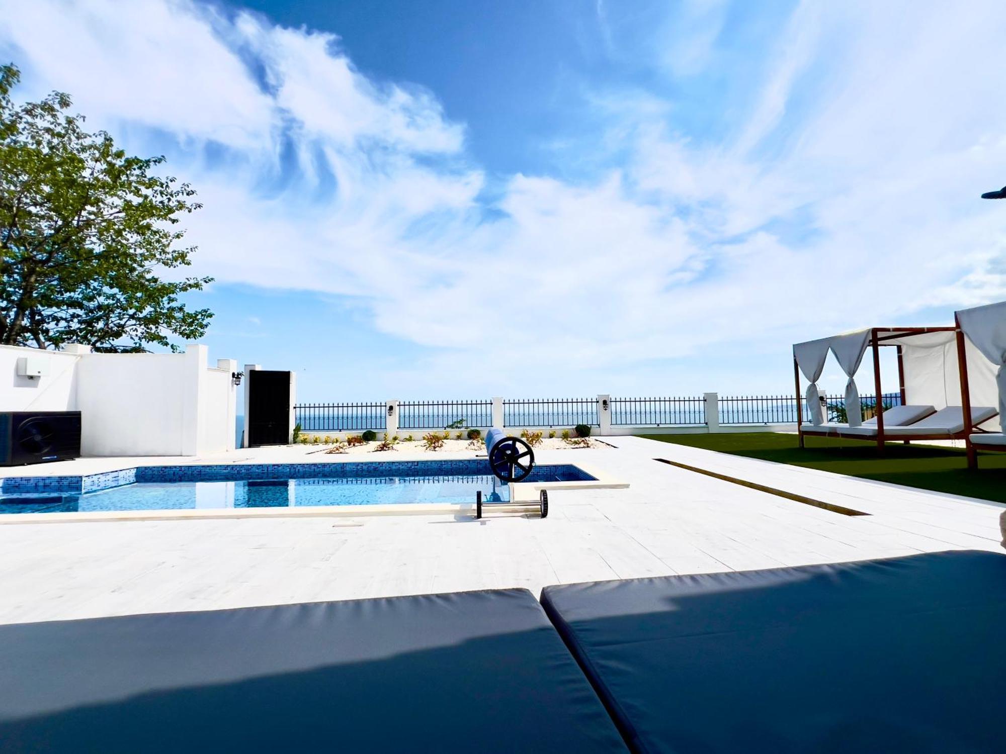 The White Pearl Boutique Villa 巴尔奇克 外观 照片